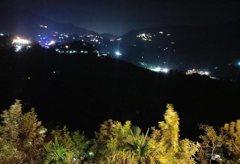 디럭스 룸, Silver Munnar