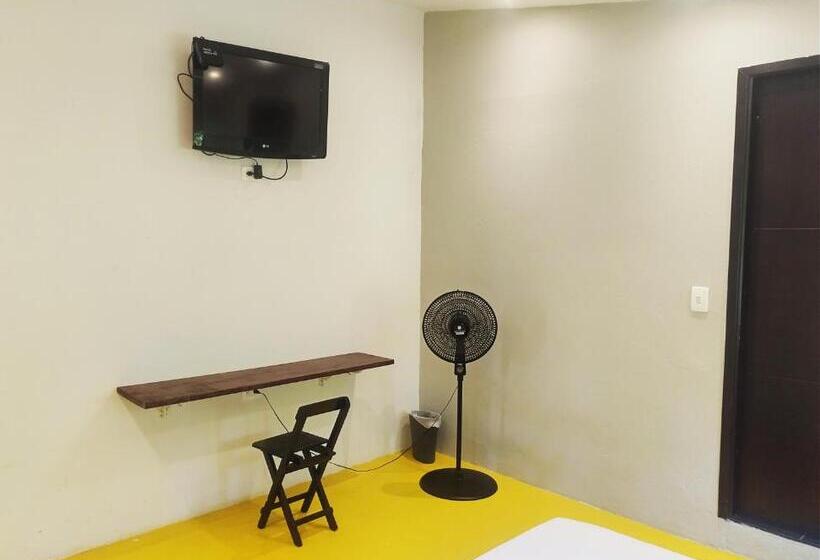 Номер Deluxe, Amalaya Hostel