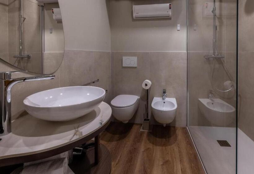 اتاق استاندارد, Hi Room