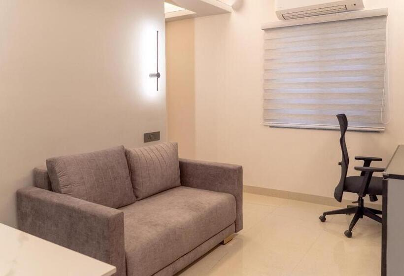سوییت, Deltin Hotels Hyderabad