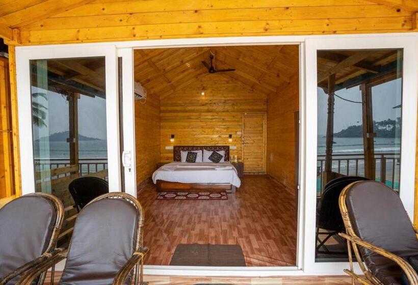 豪华海景房带阳台, Hitide Beach Resort