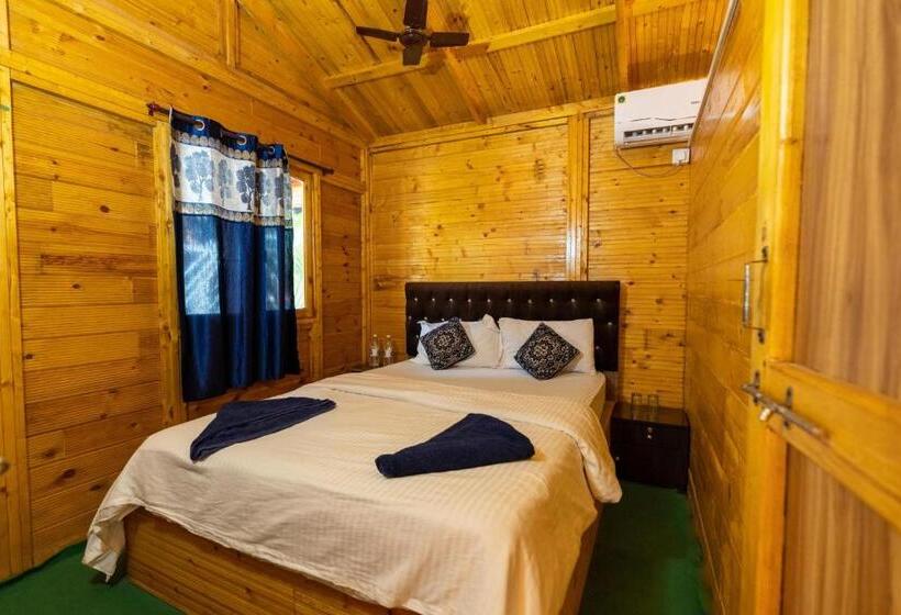 家庭间, Hitide Beach Resort