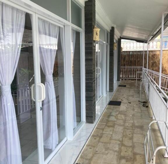 Номер Deluxe Вид на Море, Villa Agung Beach Inn