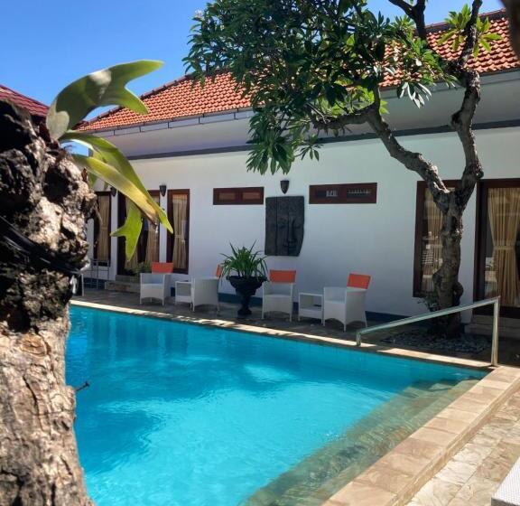 Номер Стандарт Вид на Бассейн, Villa Agung Beach Inn