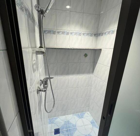 Apartamento 1 Dormitório Vista Mar, Pattaya Beach Condo