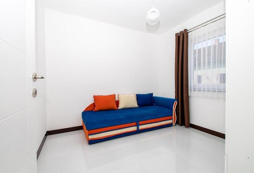 דירה בת חדר שינה 1 עם מרפסת, Hazam Apartmani