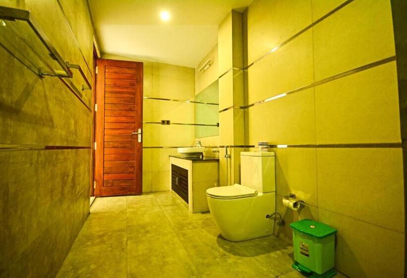 Трехместный Номер Deluxe, Kethumathee Hotel & Banquet