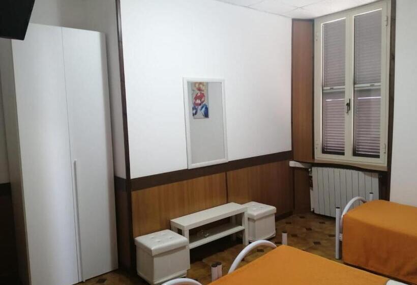 标准间, Albergo Ollolai