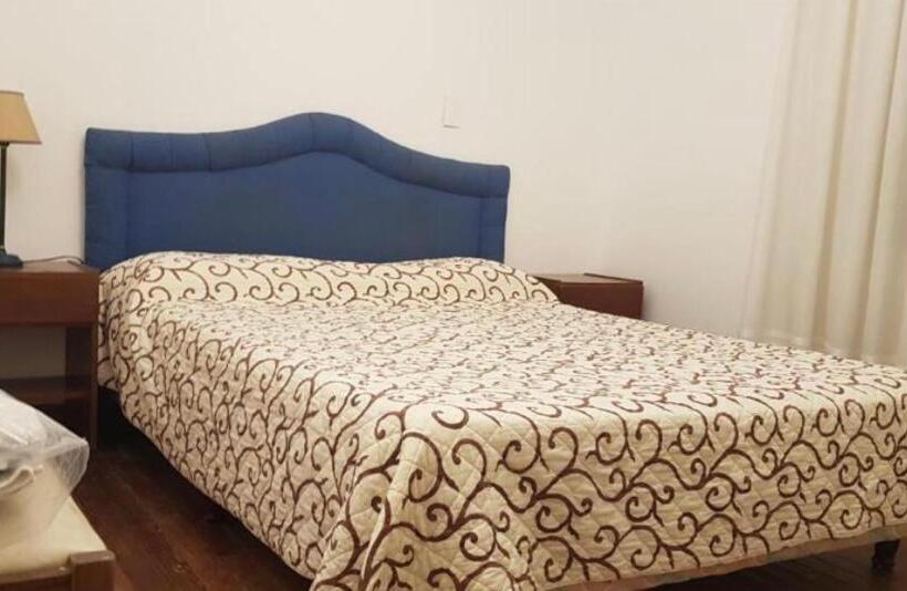 غرفة قياسية فردية, Bosnia