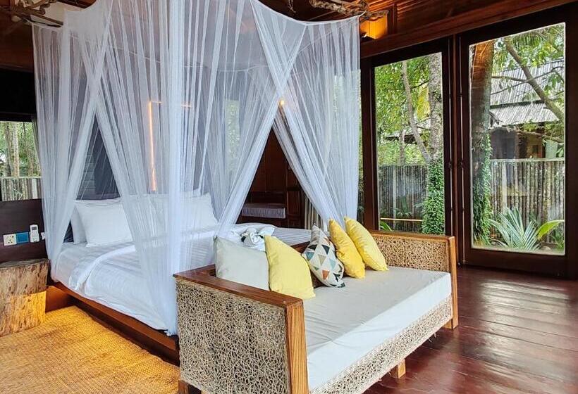 标准平房, Full Moon Island Resort