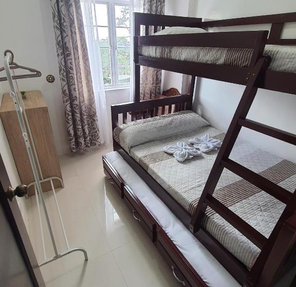 带1个卧室的带阳台的公寓, Jouji Baguio Staycation