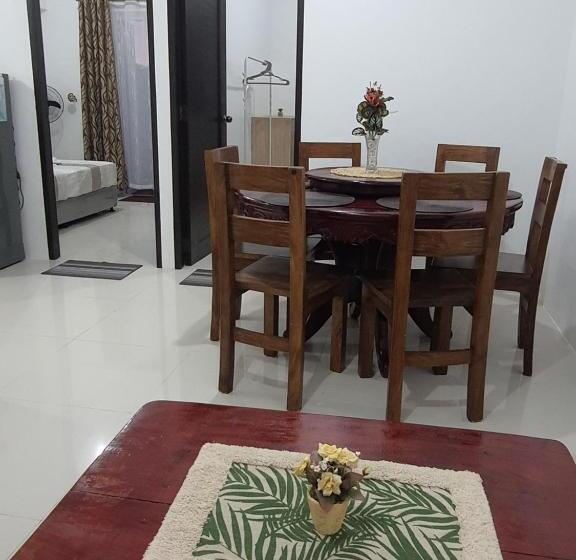 带1个卧室的带阳台的公寓, Jouji Baguio Staycation
