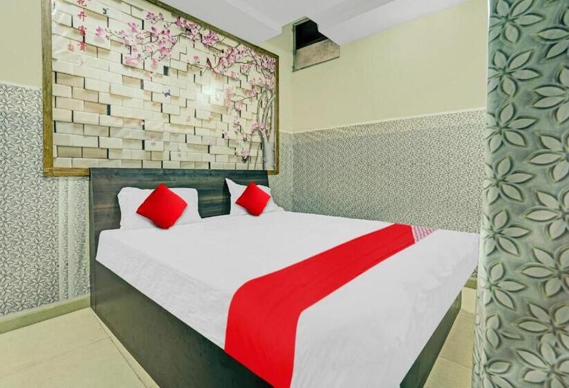 Трехместный Номер Классика, Oyo Flagship 80557 Hotel New Ss Palace