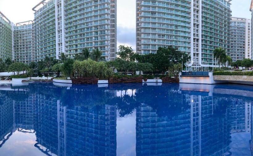 발코니가 있는 스위트, Manila Homes Azure 1br Beach View