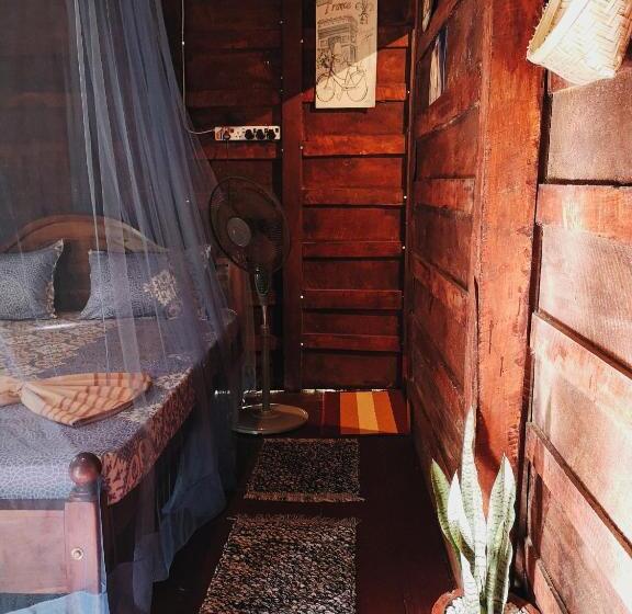 اتاق استاندارد با بالکن, Bird House Mirissa