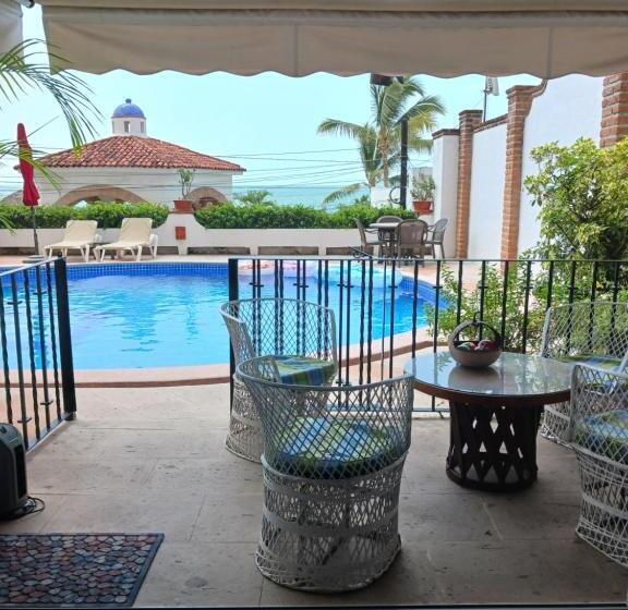 Apartamento 1 Dormitório Vista Piscina, Playa Bonita