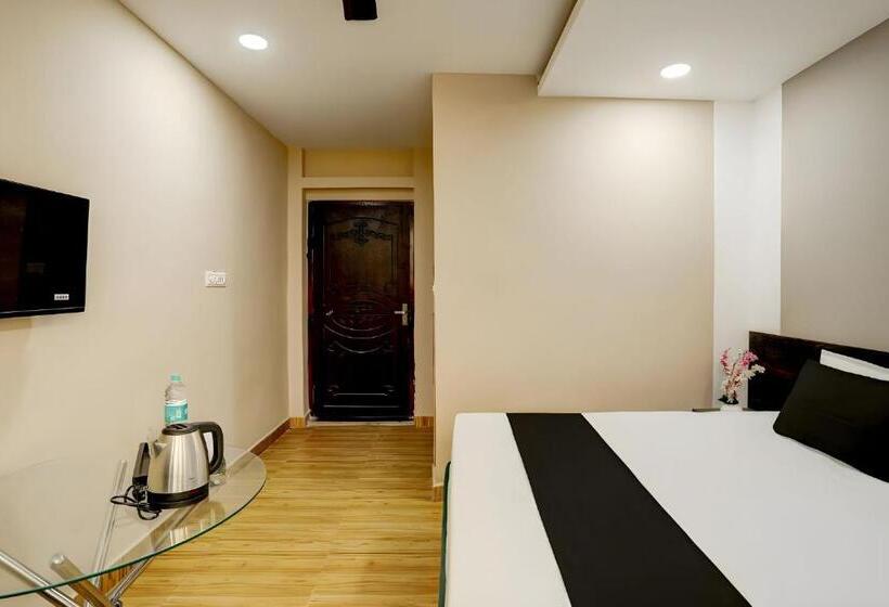 חדר אקונומי, Raisi Residency
