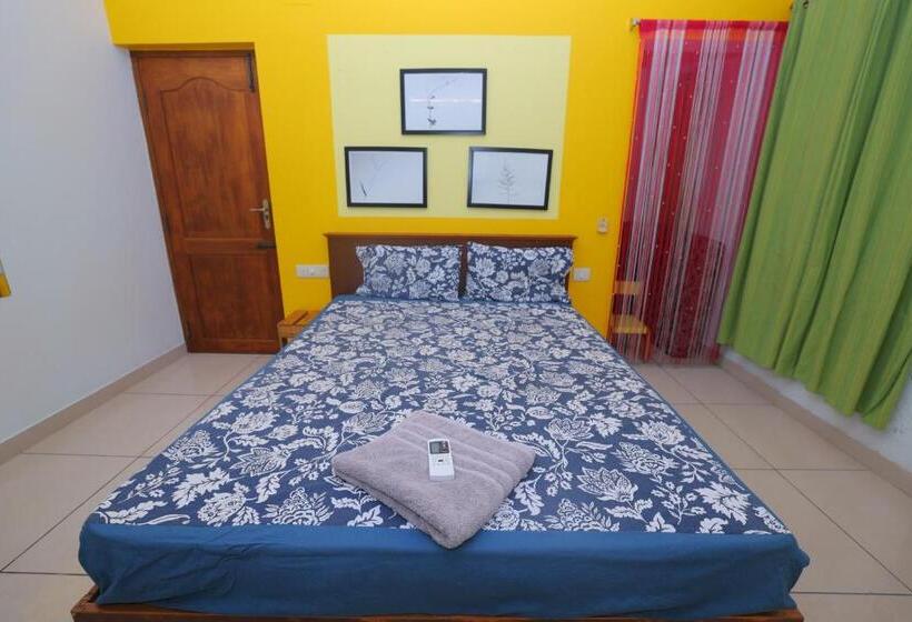 شقة غرفتين, Sm Villa