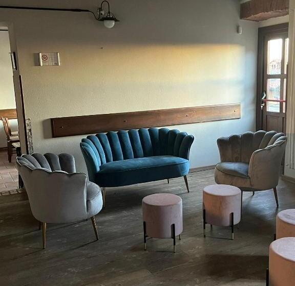 Полулюкс с Балконом, 039 Maggioni B&b