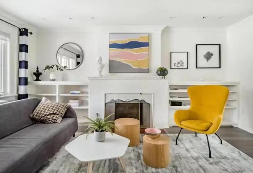 חדר דלוקס, Double Bedroom On Up Or 3 Bedrooms In Basement Near Eglinton Subway Station