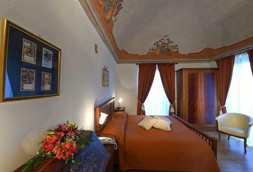 اتاق لوکس, Villa Durando