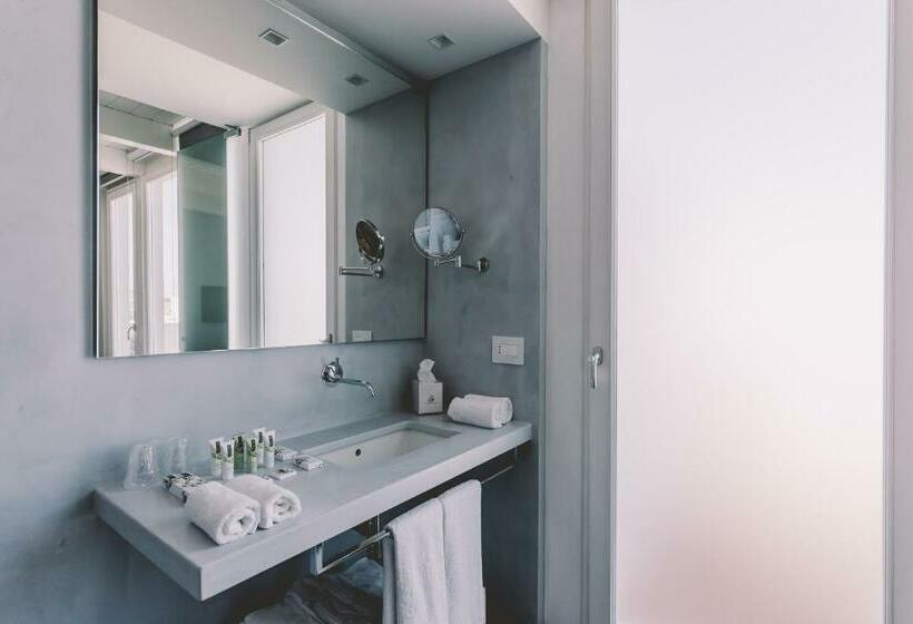 Casa 1 Quarto, Cinquevite