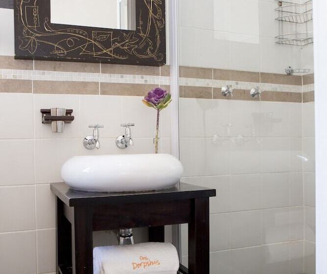 Номер Стандарт, Ons Dorpshuis Guest House