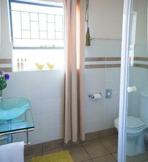 Номер Стандарт, Ons Dorpshuis Guest House