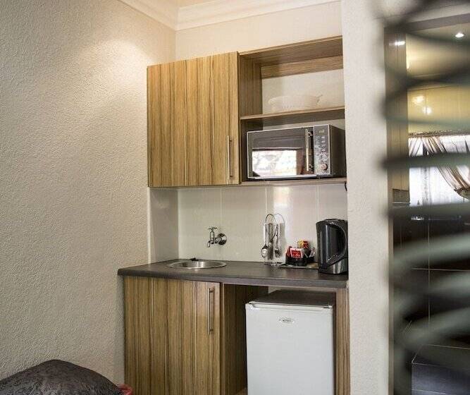 Номер Стандарт, Ons Dorpshuis Guest House
