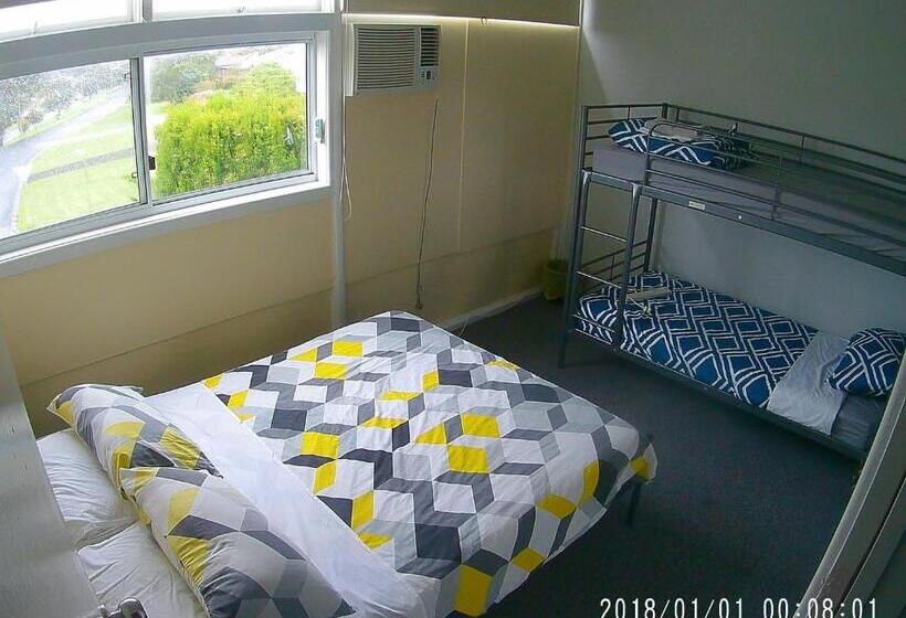 침실 3개 아파트, Turnin Motel