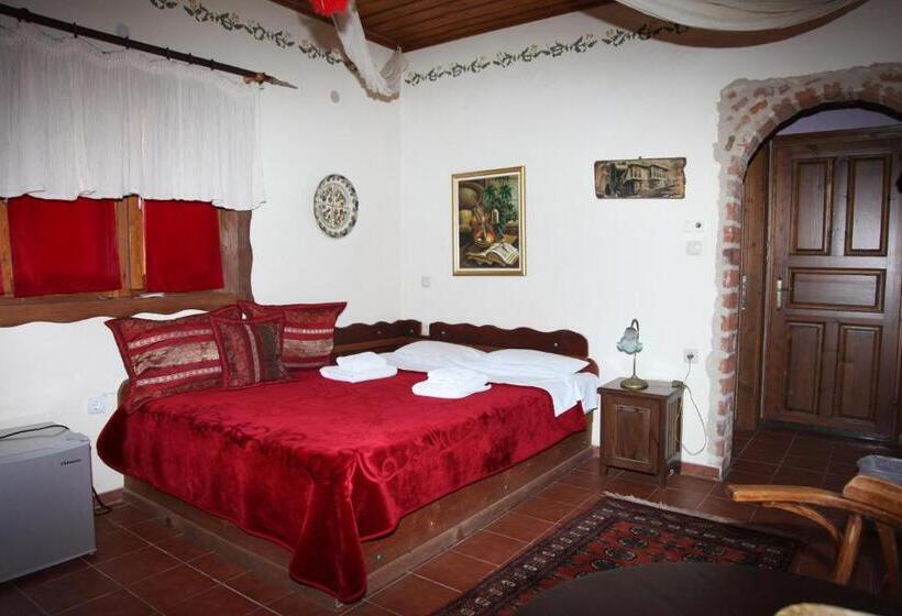 اتاق استاندارد چهار تخته, Iaspis Guesthouse