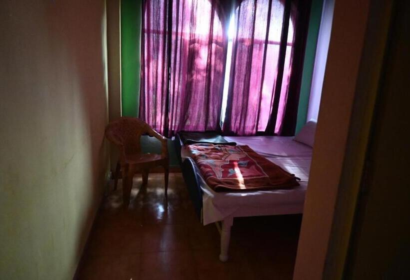 标准间, Krishna Paying Guest House