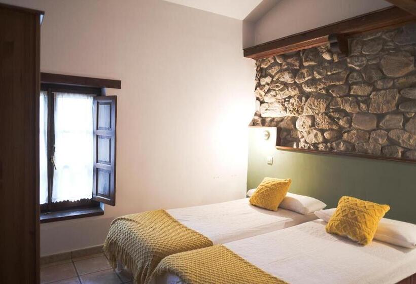 Трехместный Номер Классика, Posada La Estela Barros
