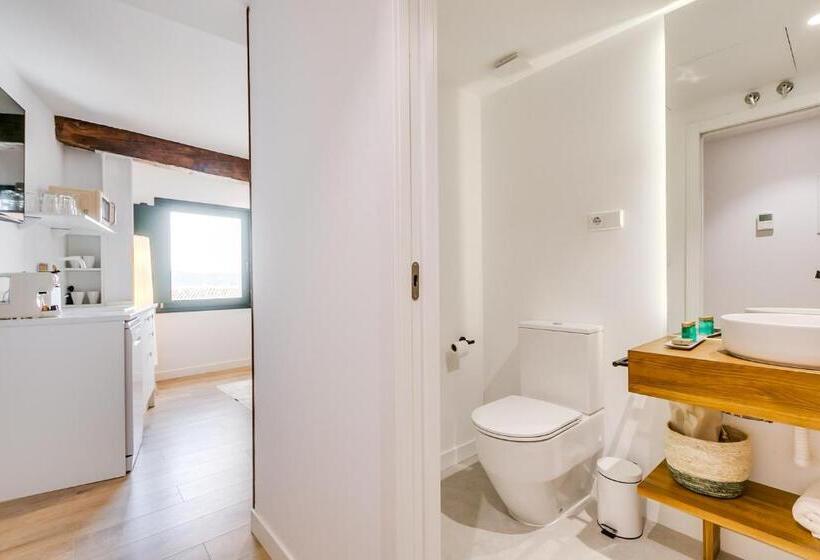 سوییت خانوادگی, Palacio De Bobadilla Suites