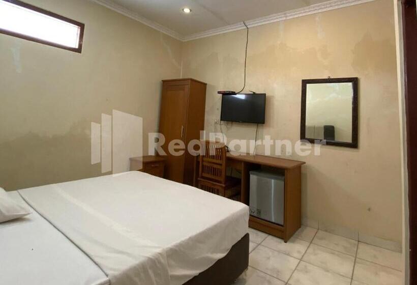 Номер Deluxe, Kurnia @ Jln Pemuda Blora Redpartner