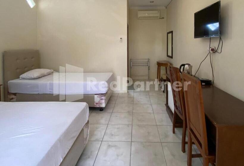 Семейный Номер, Kurnia @ Jln Pemuda Blora Redpartner