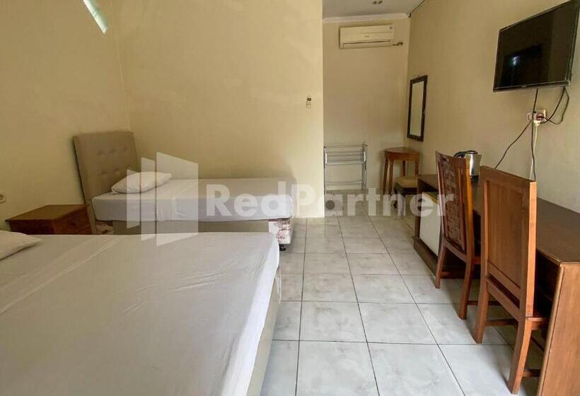 Семейный Номер, Kurnia @ Jln Pemuda Blora Redpartner