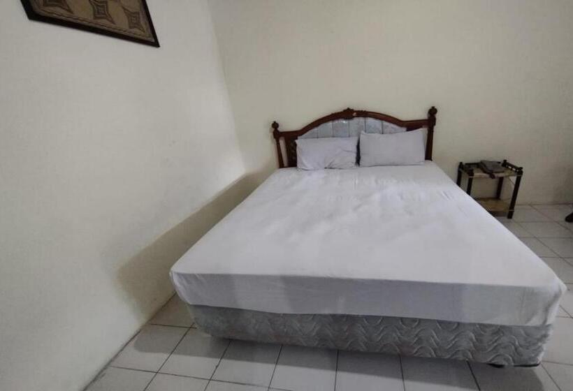 스탠다드 룸, Oyo 93485 Hotel Kenzie Sentani
