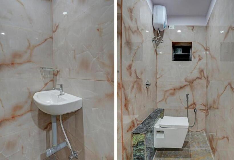 Трехместный Номер Классика, Oyo Hotel G L