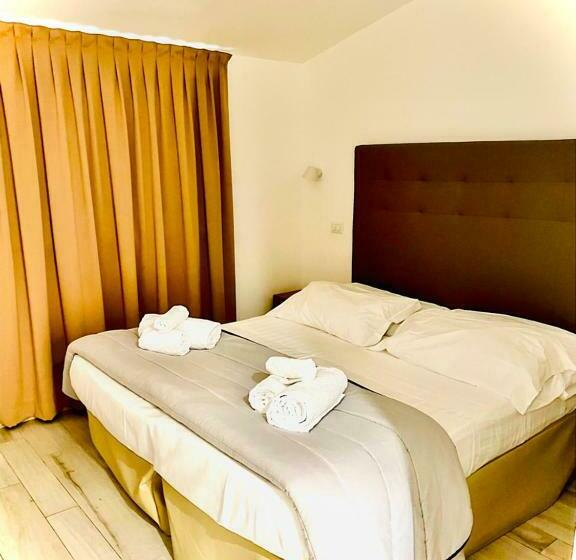 Номер Стандарт Вид на Сад, Relais Manfredi