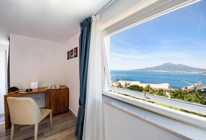 Полулюкс Вид на Море, Relais Manfredi