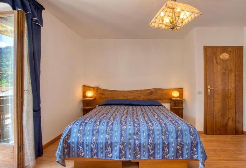 标准三人间, Albergo Moleta