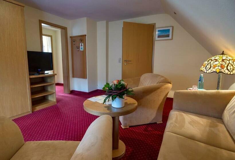 Семейный Номер, Landhotel Und Apartments Sonneck