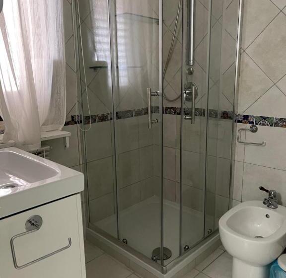 اتاق سوپریور با چشم‌انداز دریا, La Battigia B&b
