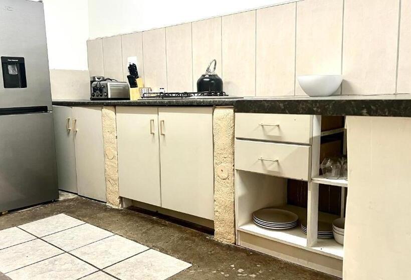 침실 3개 주택, Loerieroep Estate   Mountainview Selfcatering Accommodation Nelspruit