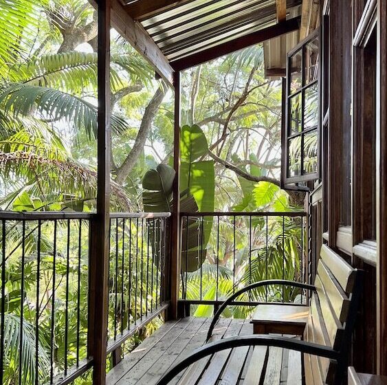 Casa 1 Quarto, Loerieroep Estate   Mountainview Selfcatering Accommodation Nelspruit