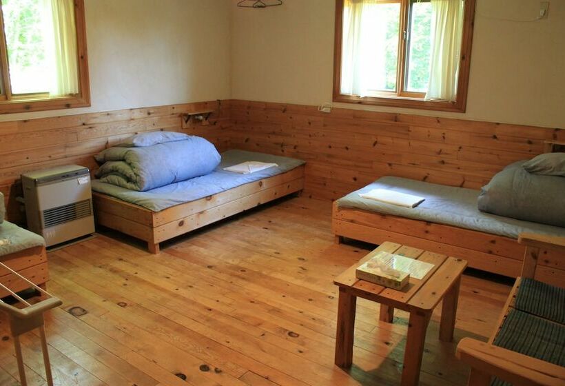 Трехместный Номер Стандарт Совместная Ванная, Toipirka Kitaobihiro Youth Hostel
