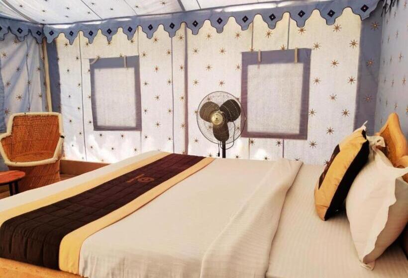 豪华三人间, Madrid Desert Camp Jaisalmer