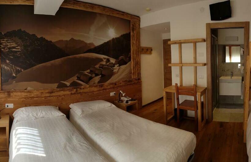 Номер Стандарт Трехместный, Albergo Soldanella