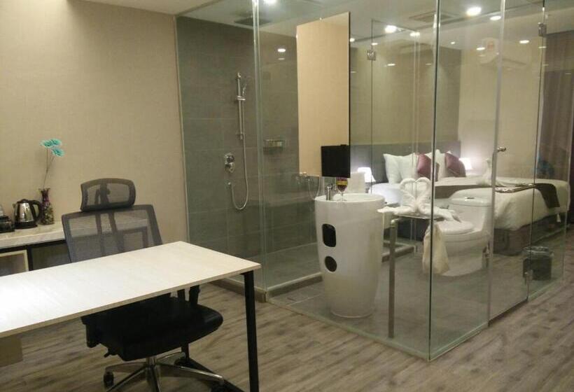 סוויטה, The Leverage Business Hotel Skudai